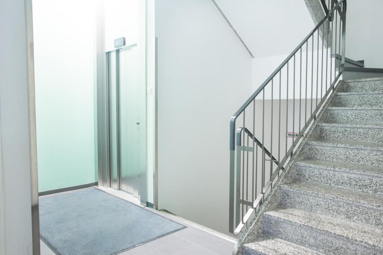 Apartment Hotel Tampere Mn מראה חיצוני תמונה